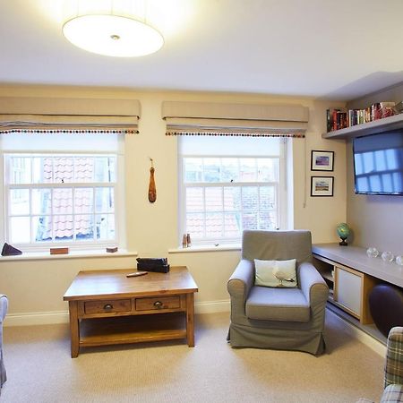 Host & Stay - Spyglass 1708 Whitby Esterno foto